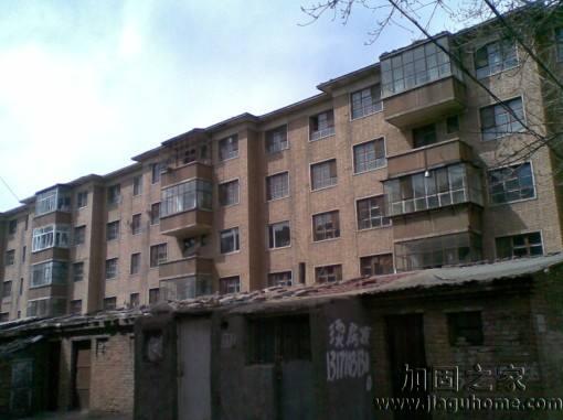 70后舊樓改造加固苦等3年誰(shuí)占理