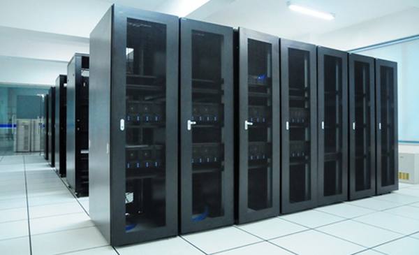 辦公室改為機(jī)房用哪種加固方案更好！