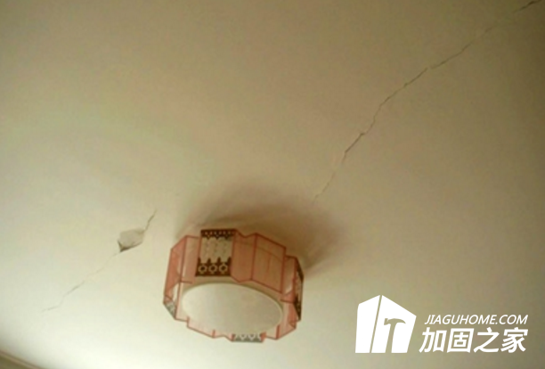 樓板開裂原因分析，該如何防治樓板裂縫？