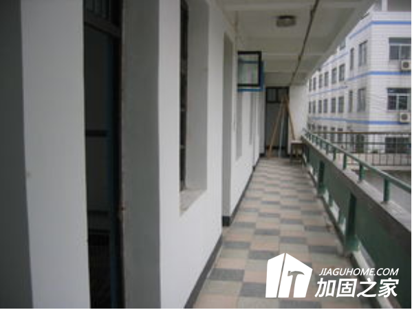 人民大學(xué)宿舍著火，火災(zāi)后宿舍加固如何進行?