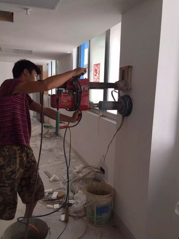 1537964537219715.jpg 56678.jpg