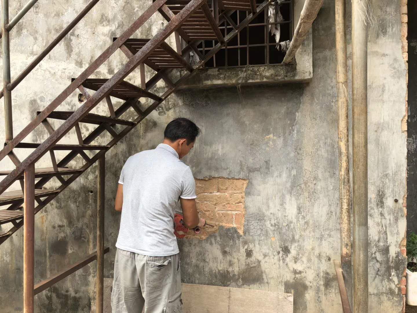 1539055768743713.jpg 320394308243071577.jpg