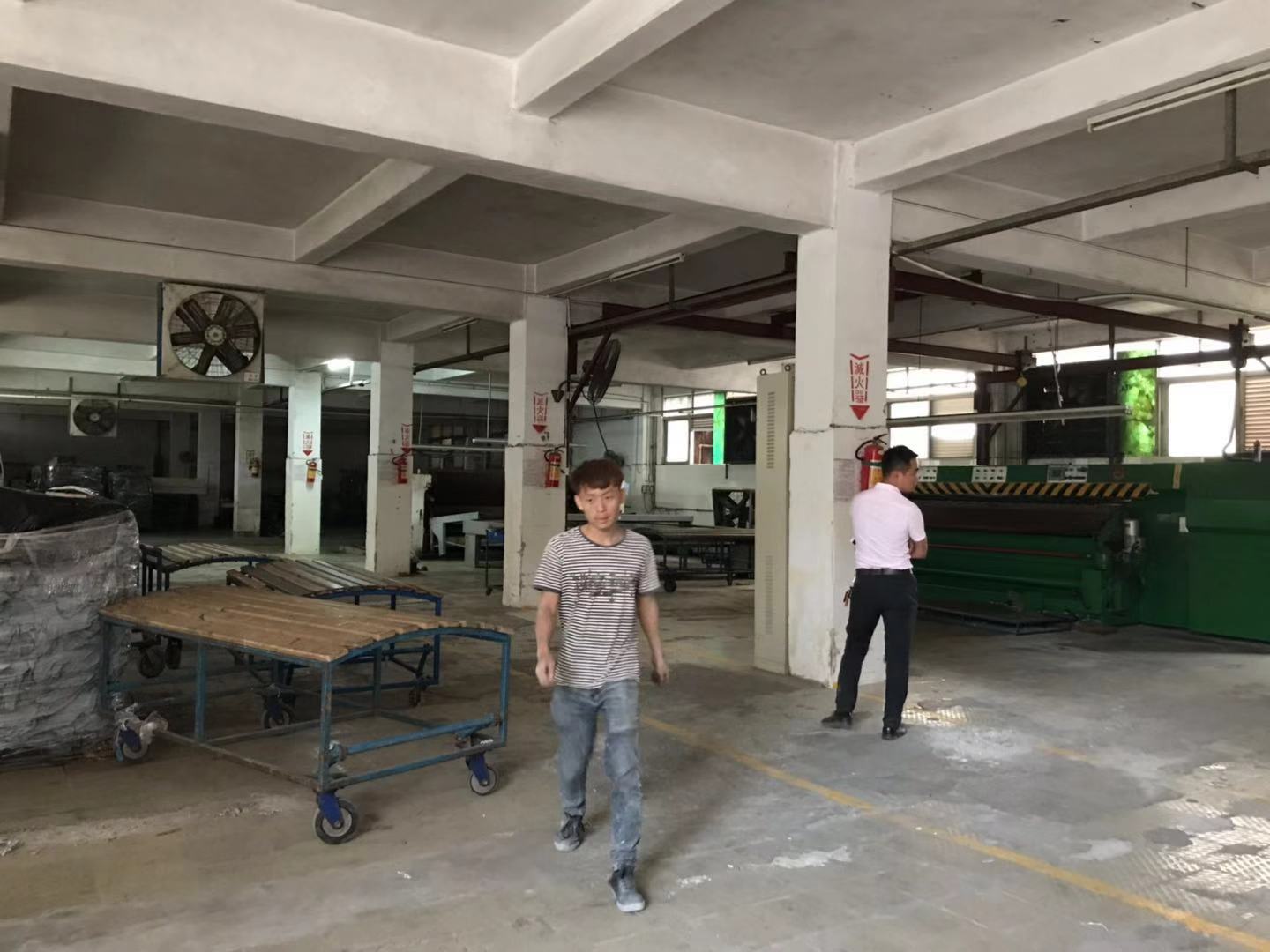 1541148729295296.jpg 706651287073650517.jpg