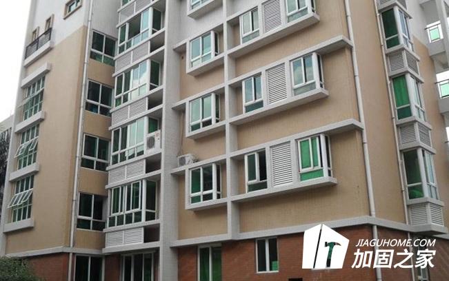 房屋突發(fā)事故應采取哪一種房屋安全鑒定