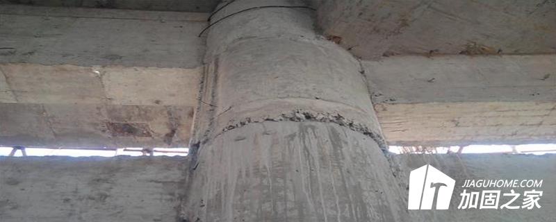 在施工縫處繼續(xù)澆筑混凝土時, 應符合下列規(guī)定