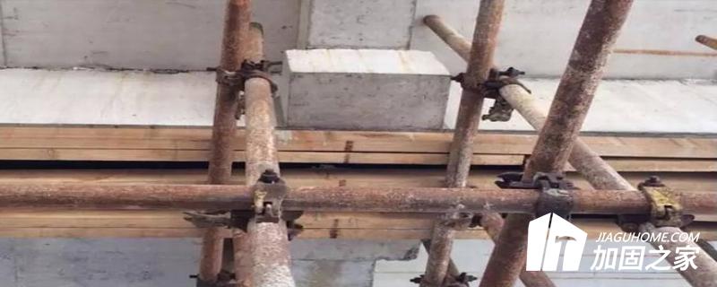 為何次梁一般設(shè)計(jì)成與主梁鉸接?