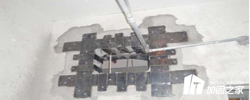 現(xiàn)澆樓板開洞粘鋼加固