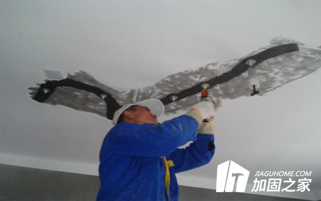 樓板為什么會(huì)開(kāi)裂，怎么加固呢?