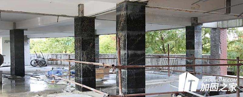 現(xiàn)場施工時，得按照建筑行業(yè)操作流程去作業(yè)