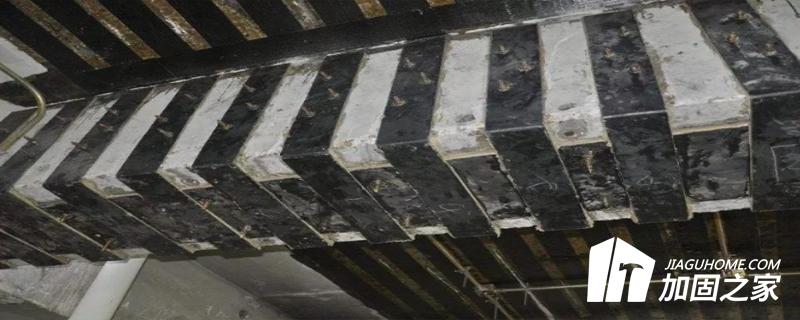 鋼板與碳布加固耐久性的對(duì)比