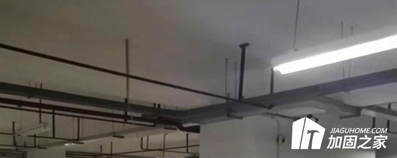 加強進步層的作用