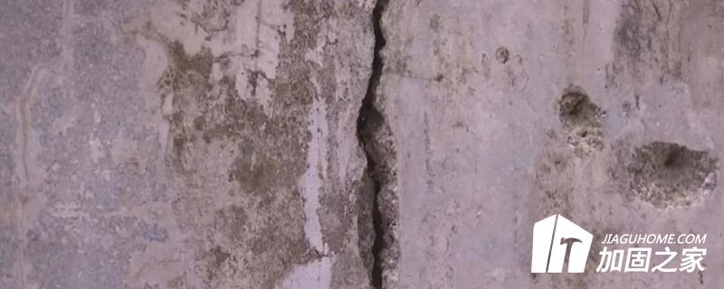 出現(xiàn)裂縫問題的話怎么快速解決