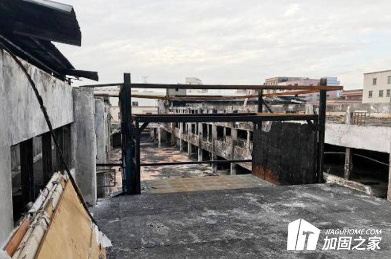 火災后詳細勘察檢測應包括下列內容