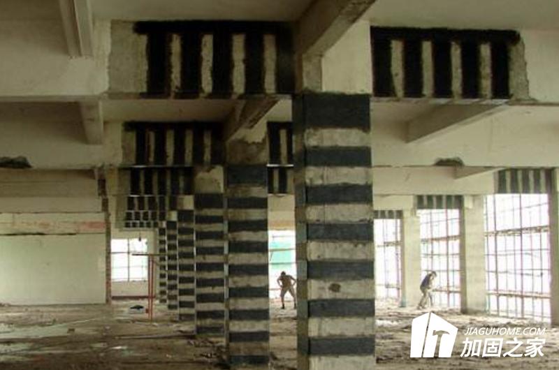 按施工規(guī)程進(jìn)行施工