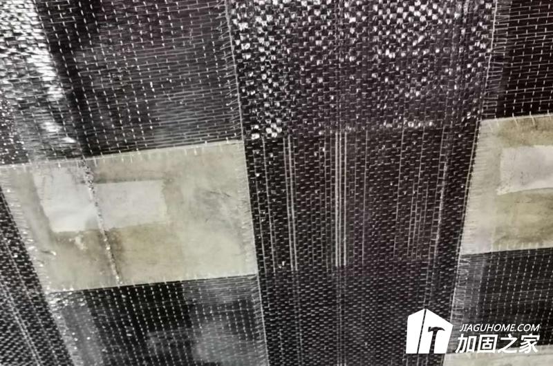 如何選擇碳纖維布加固樓板裂縫?