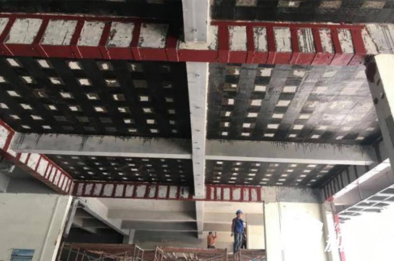 粘鋼加固加強結構整體性