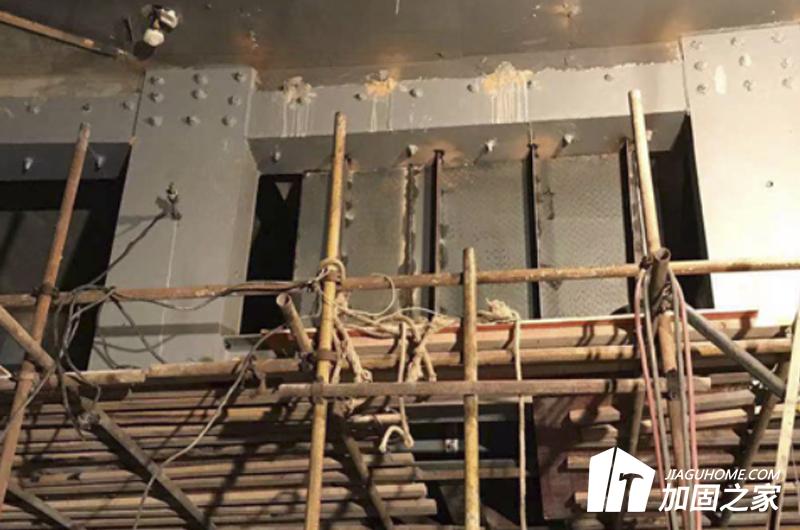 結(jié)構(gòu)粘鋼加固的工藝特點