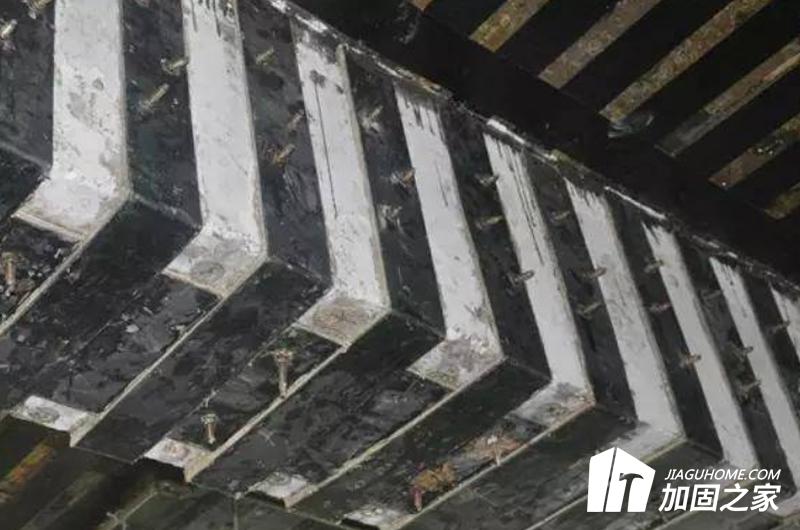 碳布與粘鋼的相似之處，可以從應用領域上談起