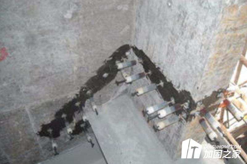 處理裂縫時(shí)要怎么做完工效果才好?