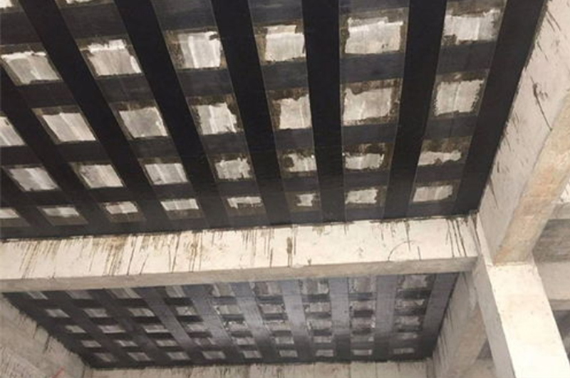 碳纖維加固施工方便，質(zhì)量可靠