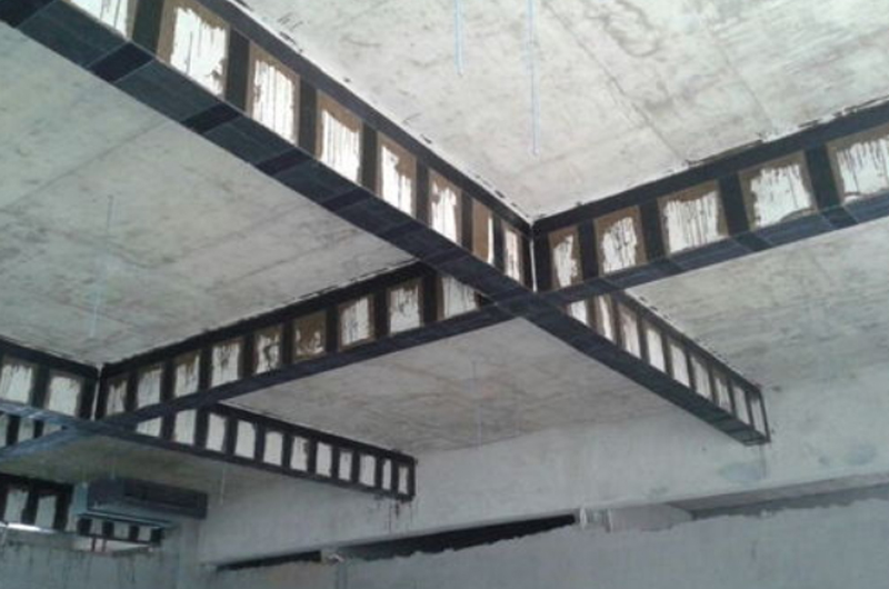 根據(jù)結(jié)構(gòu)評估的結(jié)果，制定相應(yīng)的建筑加固策略