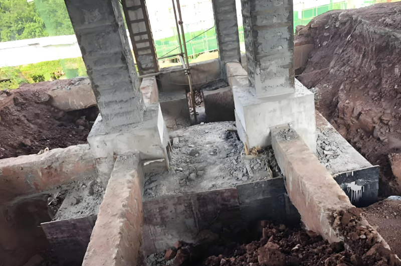 對(duì)鋼筋混凝土結(jié)構(gòu)進(jìn)行加固