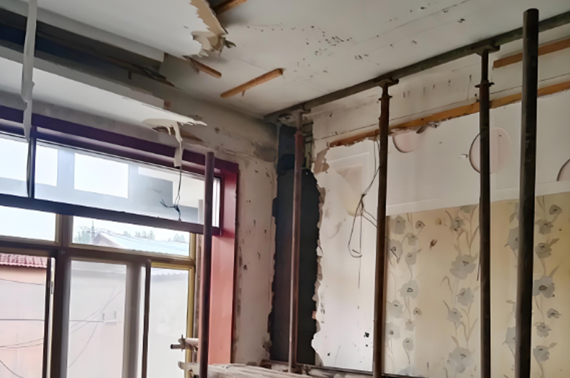 在現(xiàn)場(chǎng)核對(duì)原結(jié)構(gòu)構(gòu)造過(guò)程