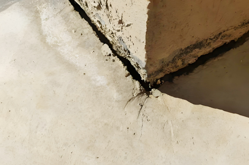 自建房地基下沉