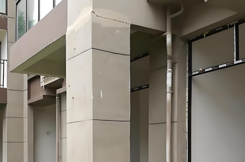柱子裂縫