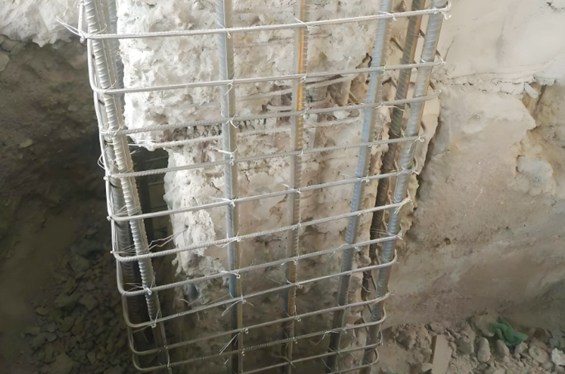 柱子加固