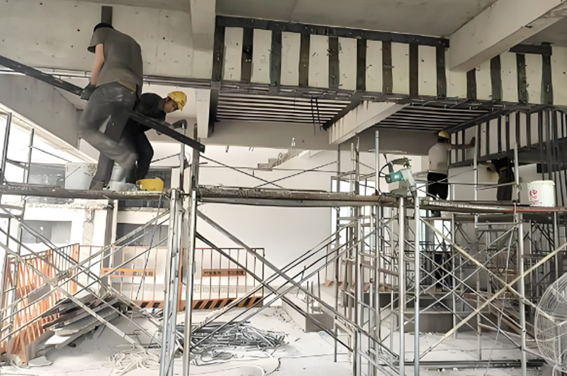 粘鋼加固延長(zhǎng)建筑使用壽命